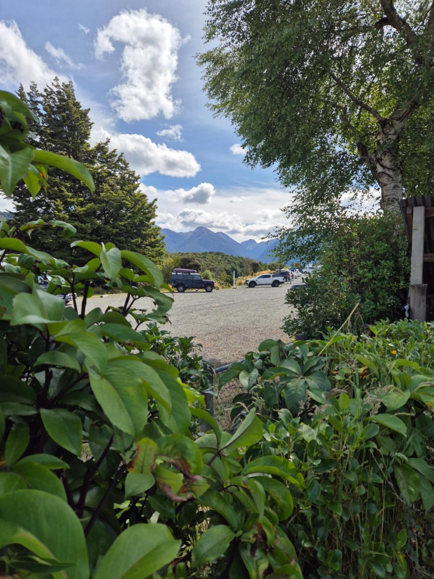 Cosy Getaway In Manapouri Villa Buitenkant foto