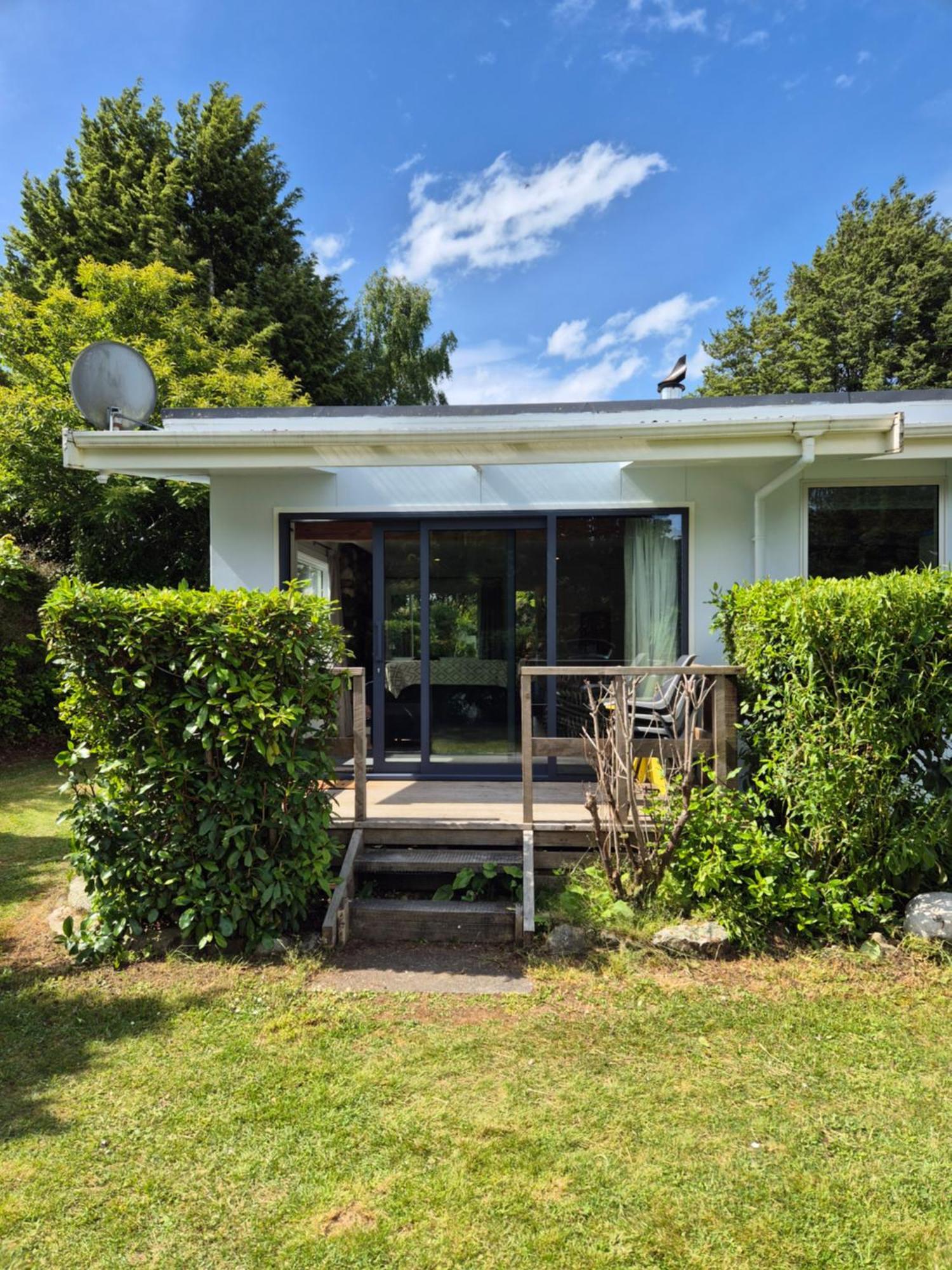 Cosy Getaway In Manapouri Villa Buitenkant foto