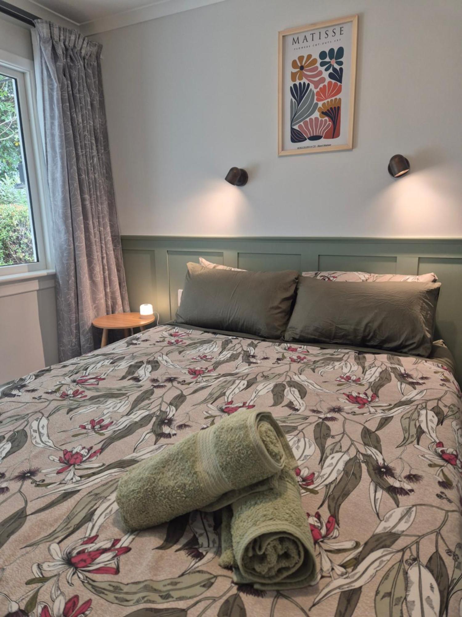 Cosy Getaway In Manapouri Villa Buitenkant foto