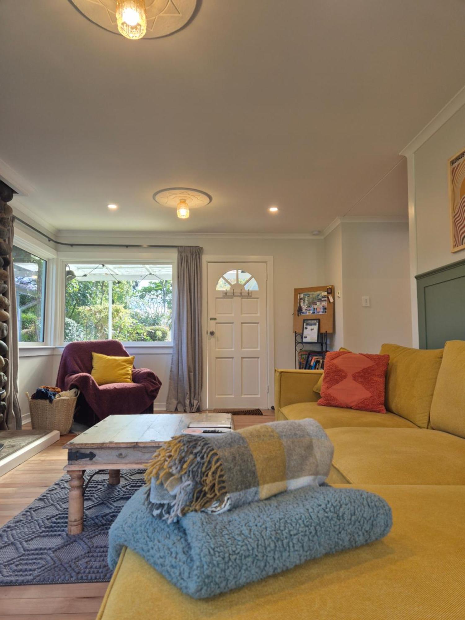 Cosy Getaway In Manapouri Villa Buitenkant foto