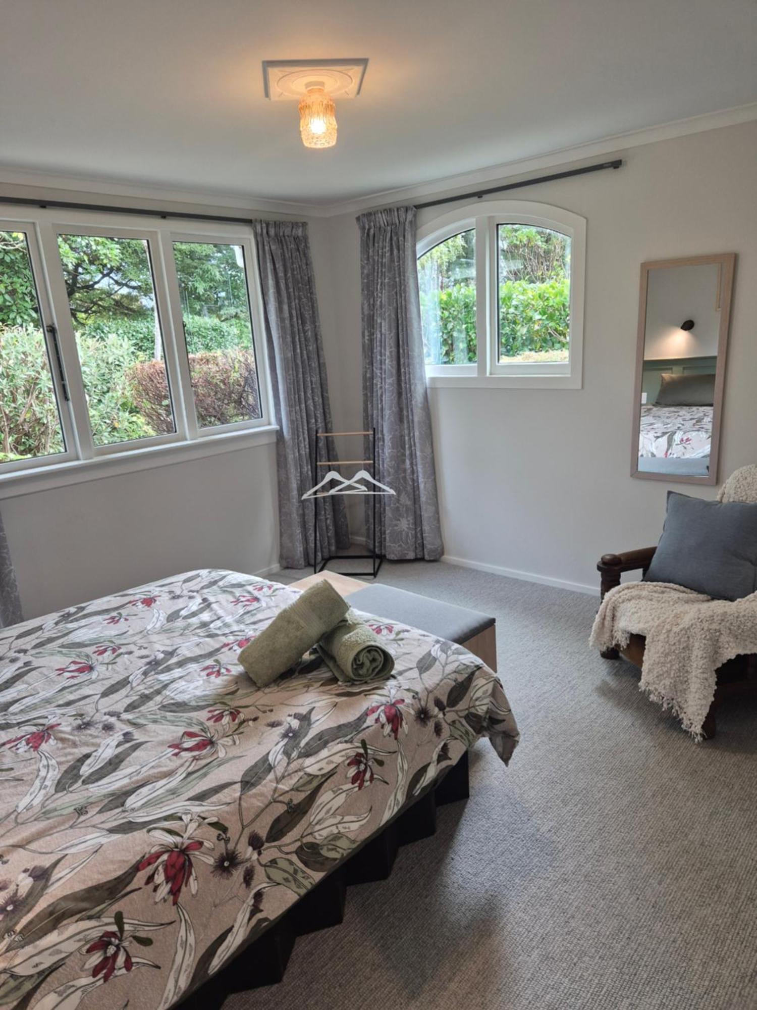 Cosy Getaway In Manapouri Villa Buitenkant foto